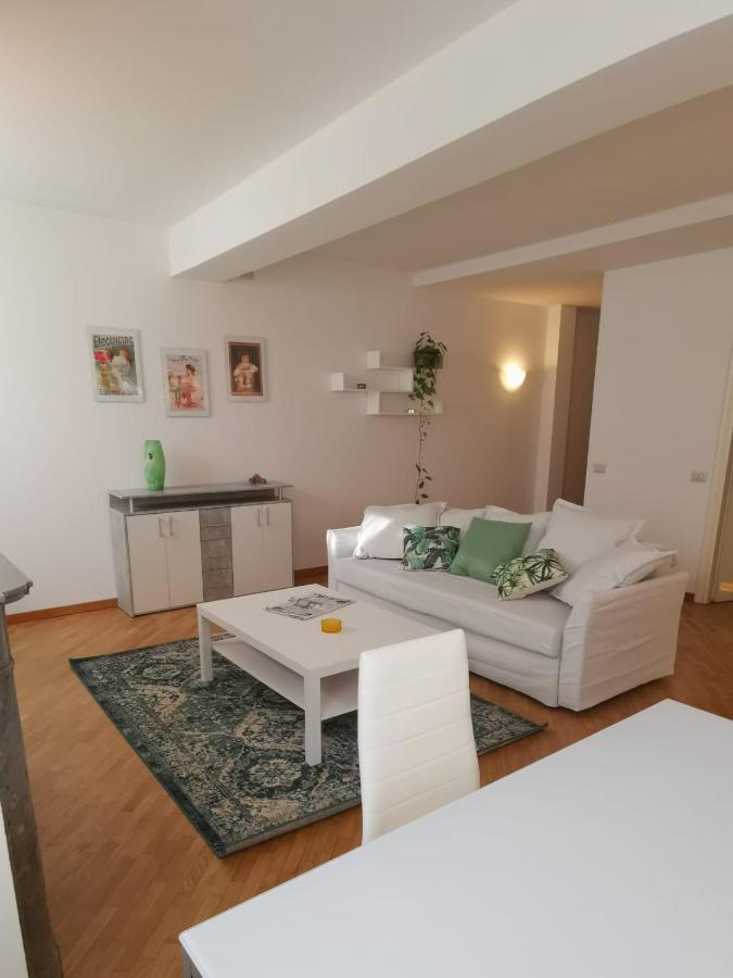 Parma Central Apartments Exteriér fotografie
